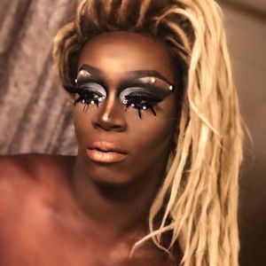 Meet your Posher, Dawn